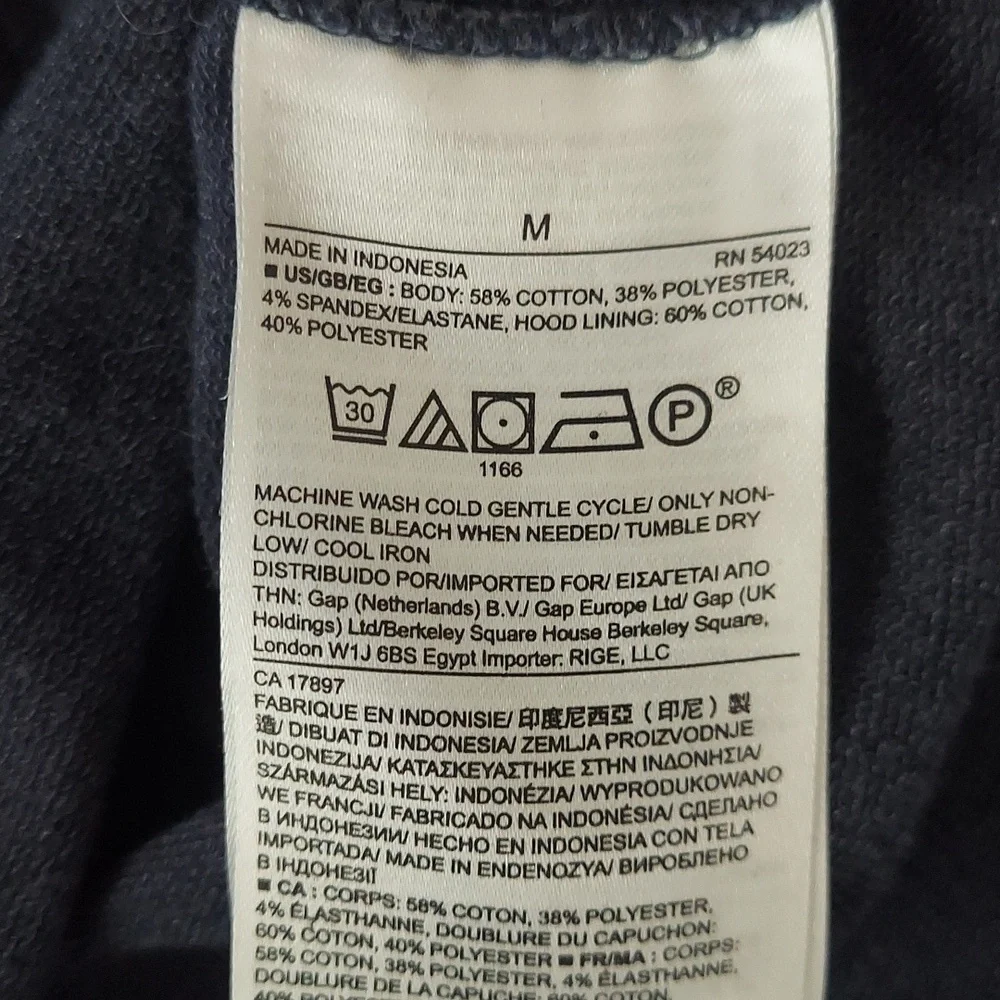 BR sweatshirt,  size medium,  blue